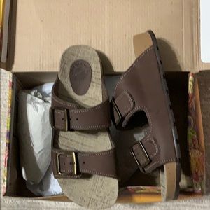 New face Sandler’s women’s  size 7 22401 Cariva